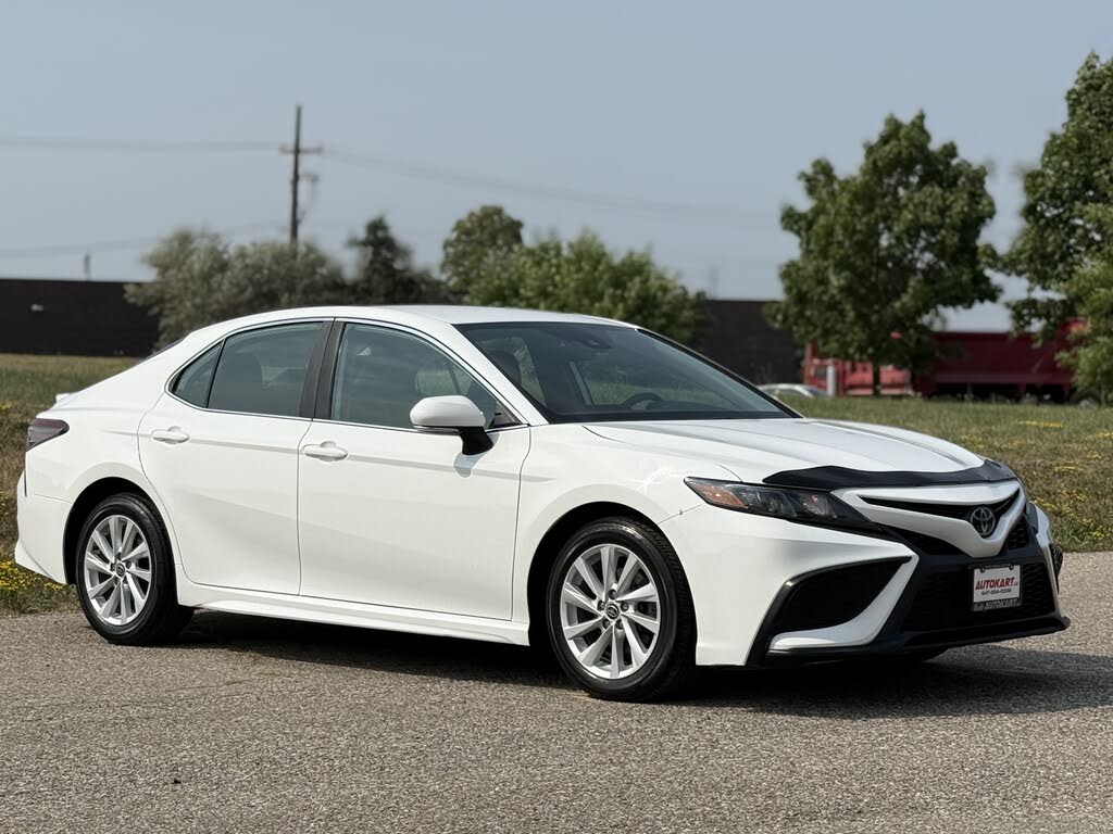2021 Toyota Camry SE FWD