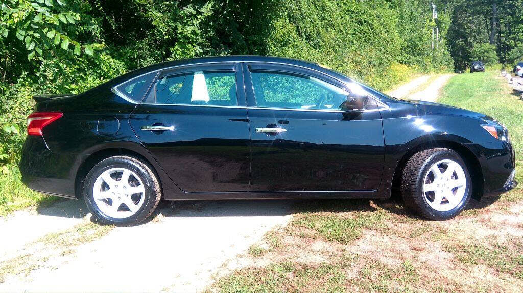 2019 Nissan Sentra S FWD