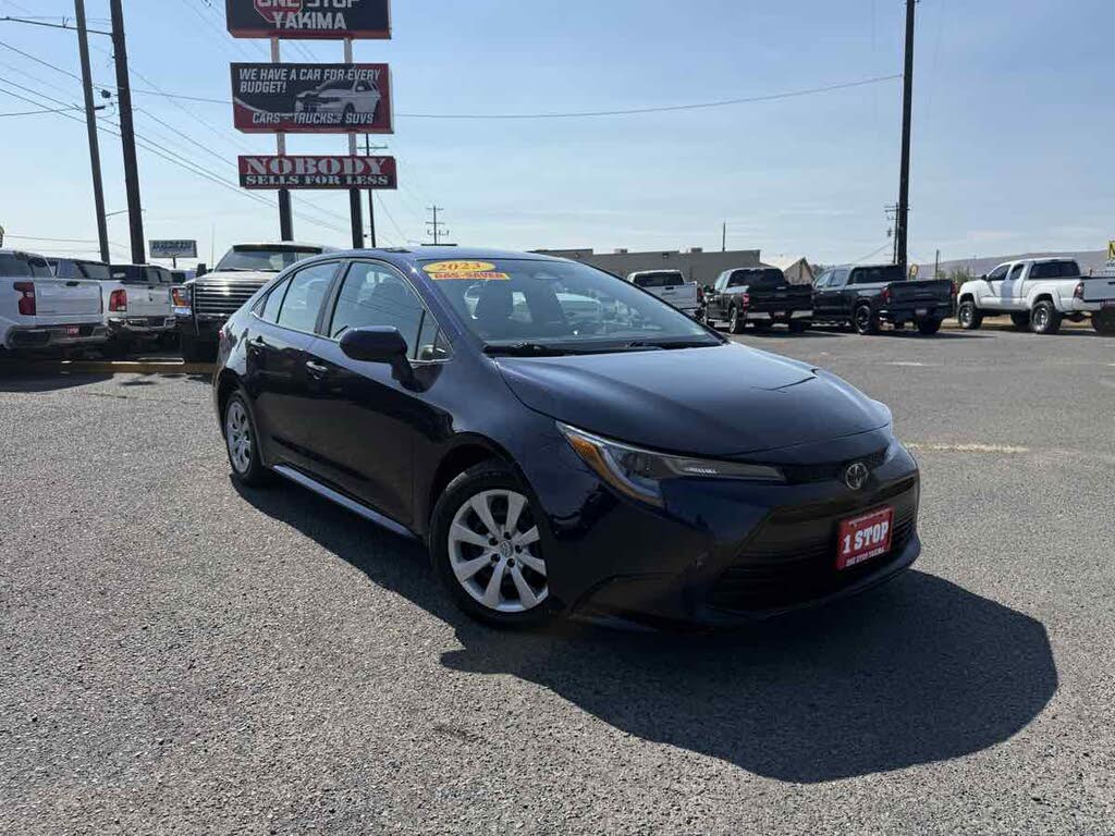 2023 Toyota Corolla LE FWD