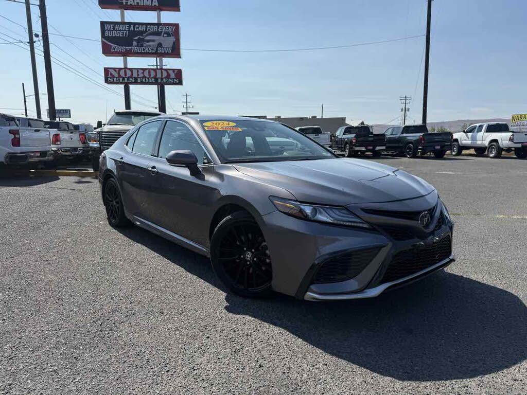 2024 Toyota Camry XSE FWD