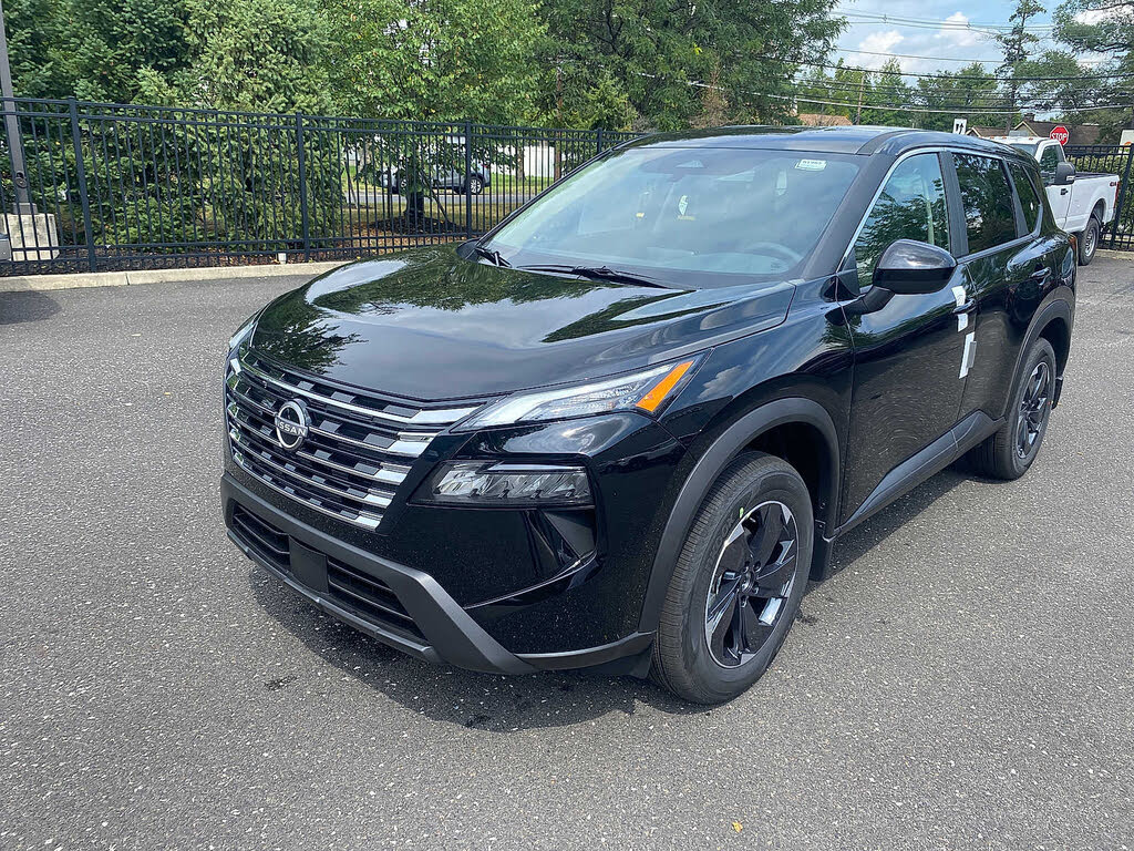2026 Nissan Rogue SV AWD