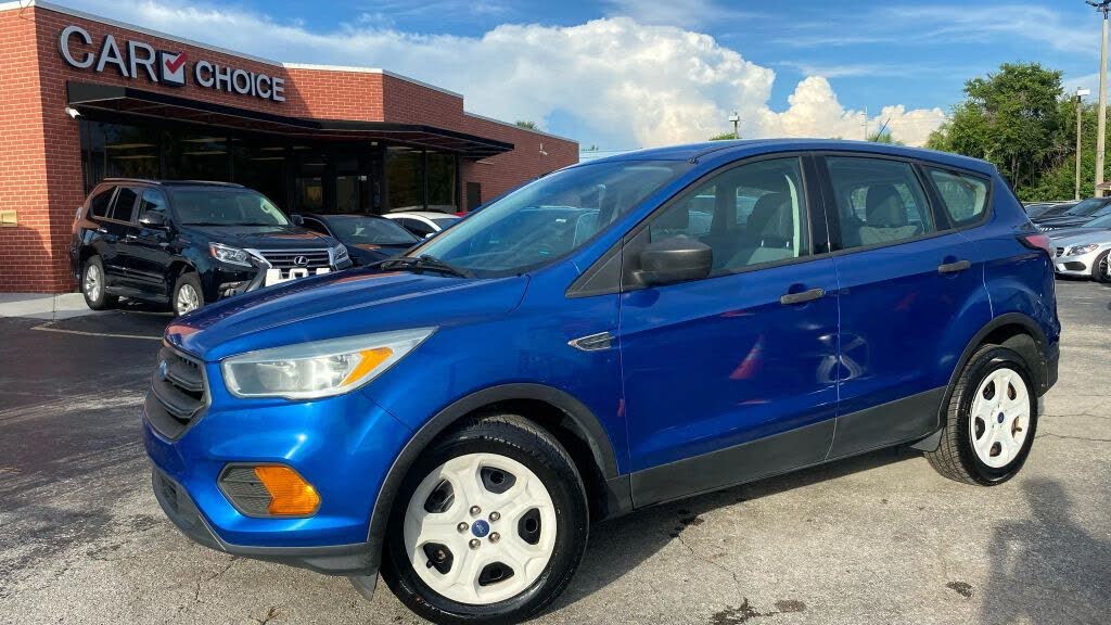 2017 Ford Escape S FWD