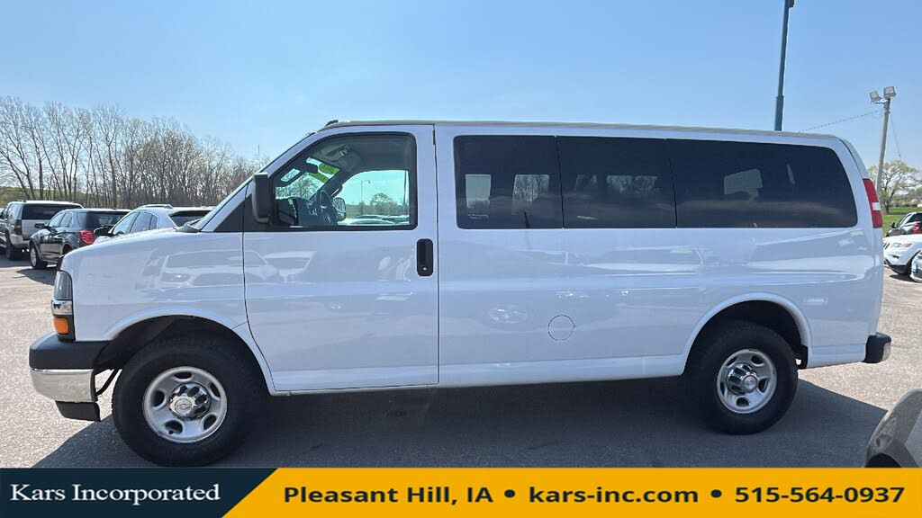 2018 Chevrolet Express 3500 LT RWD
