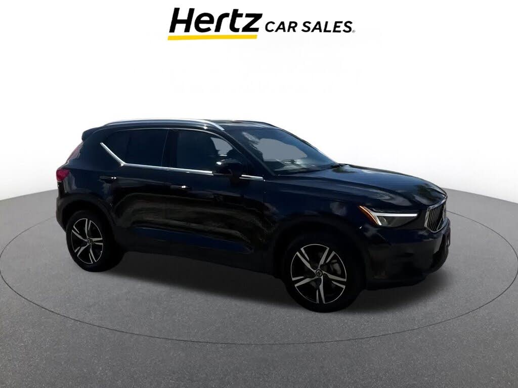 2024 Volvo XC40