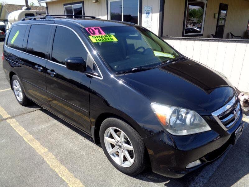 2007 Honda Odyssey Touring FWD with DVD and Navigation
