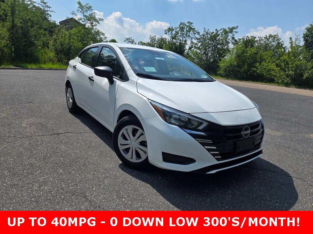 2025 Nissan Versa S FWD