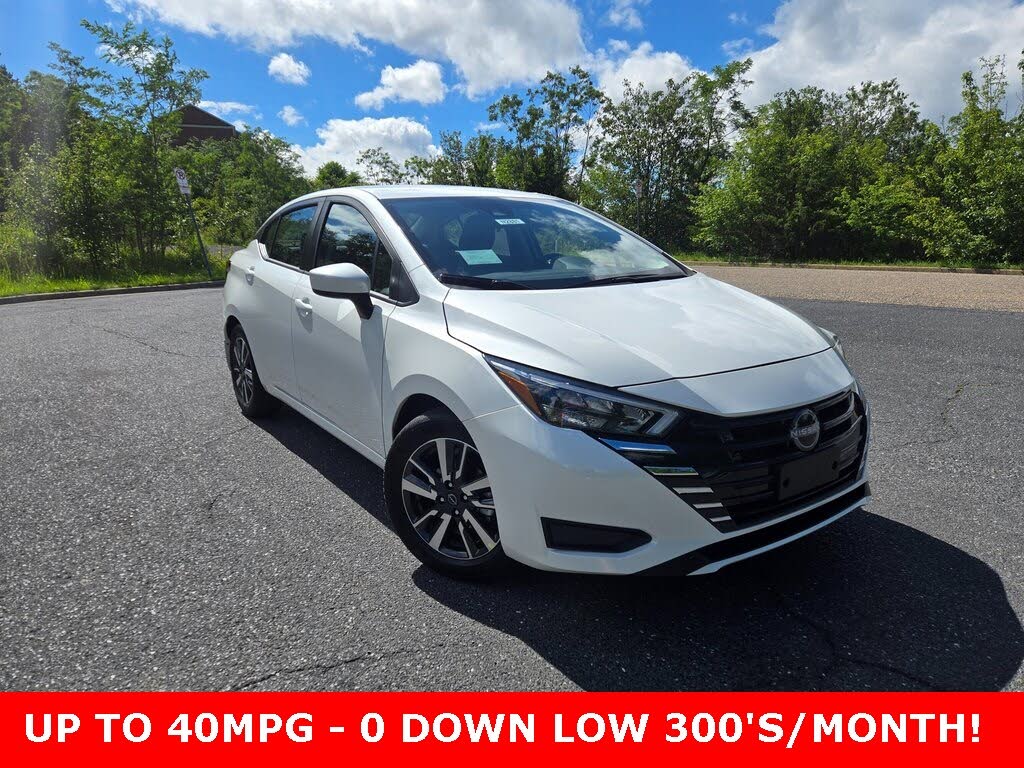 2025 Nissan Versa SV FWD