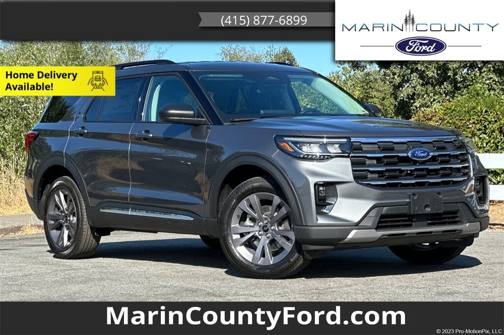 2025 Ford Explorer Active AWD