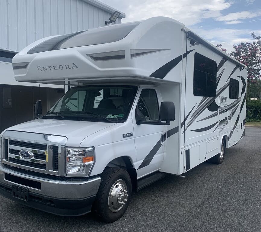 2023 Ford E-Series Chassis E-450 SD Cutaway 158 DRW RWD