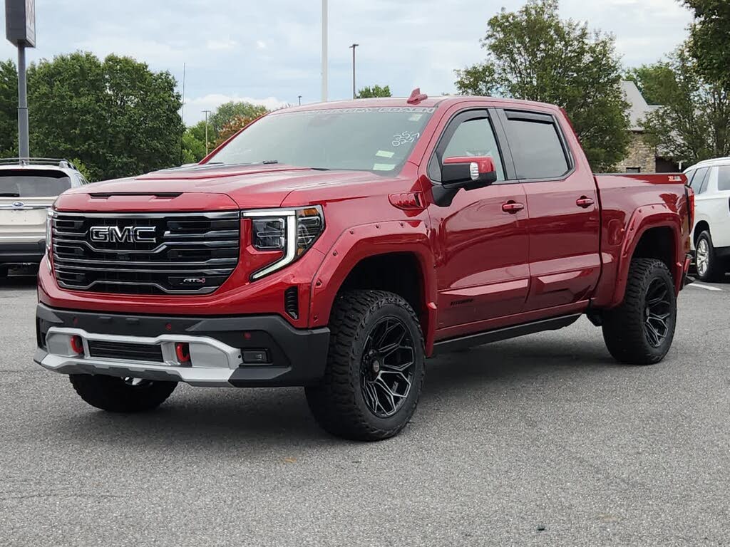 2025 GMC Sierra 1500 AT4 Crew Cab 4WD
