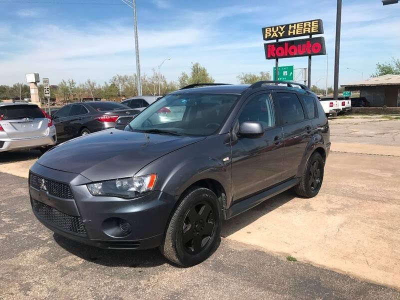 2011 Mitsubishi Outlander ES