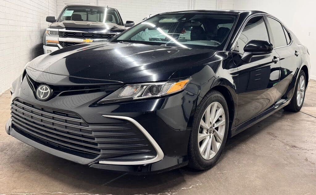2021 Toyota Camry LE FWD