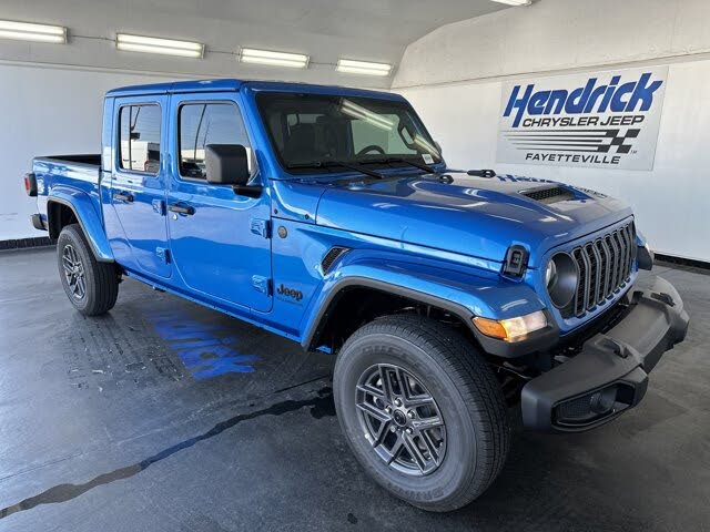 2025 Jeep Gladiator Sport S Crew Cab 4WD