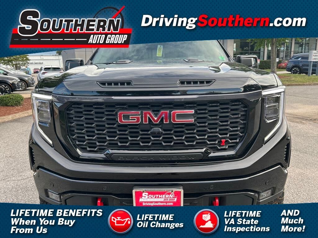 2025 GMC Sierra 1500 AT4 Crew Cab 4WD