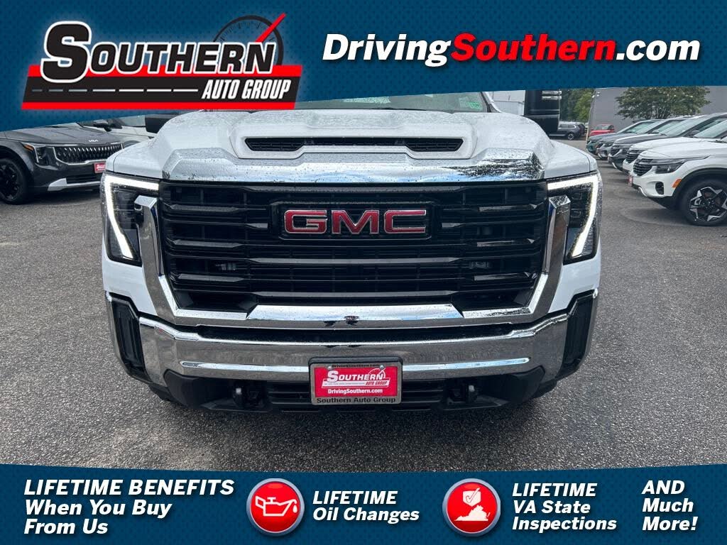 2025 GMC Sierra 2500HD Pro Regular Cab LB 4WD