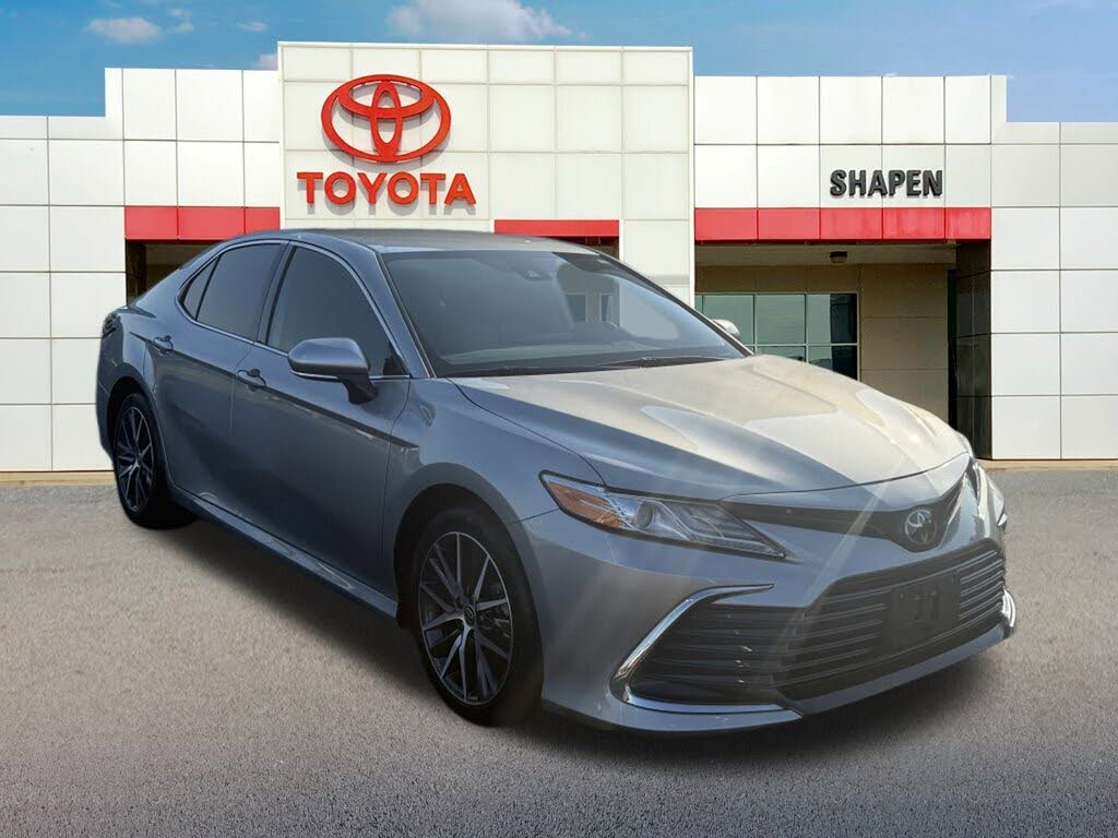 2023 Toyota Camry XLE FWD