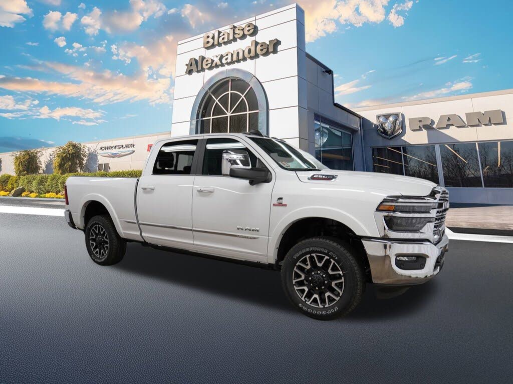 2025 RAM 2500 Limited Crew Cab 4WD