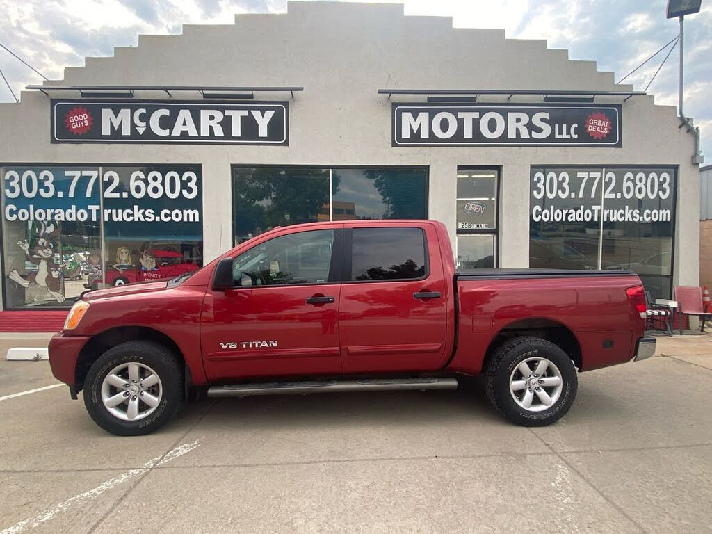 2013 Nissan Titan SV Crew Cab 4WD