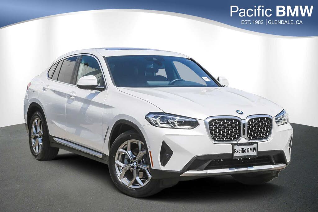 2023 BMW X4 xDrive30i AWD