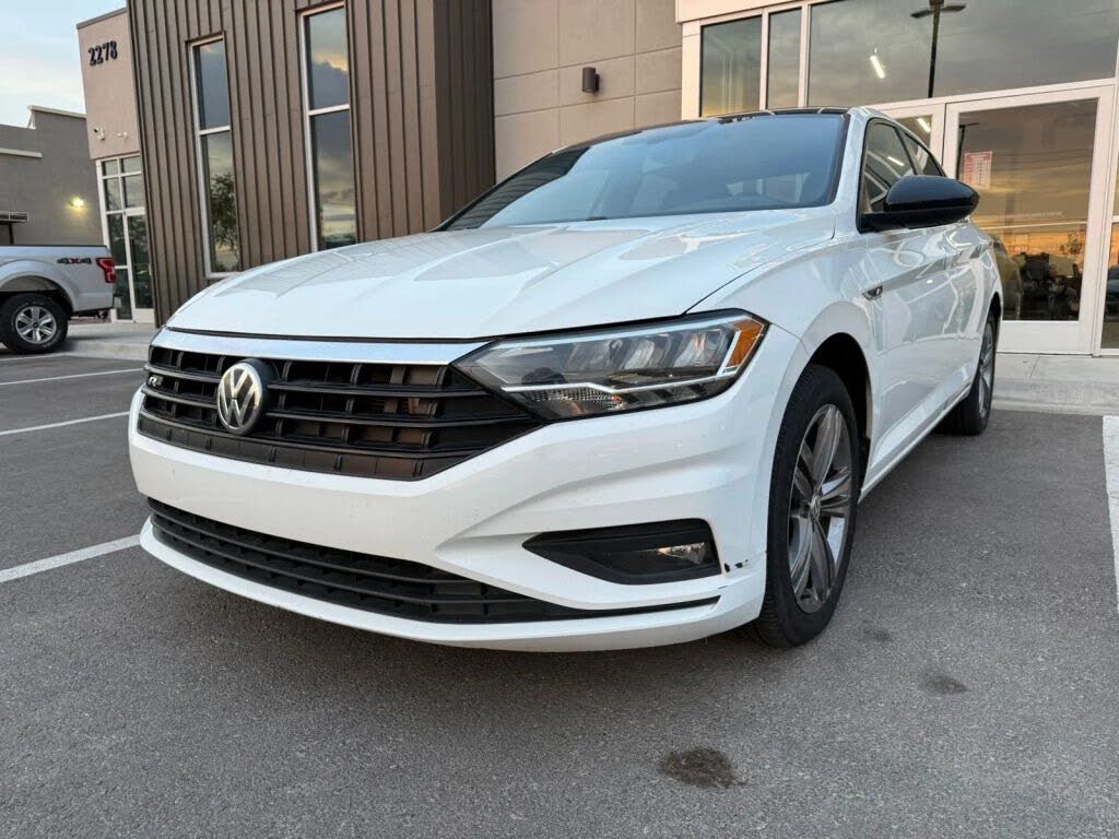 2019 Volkswagen Jetta R-Line FWD