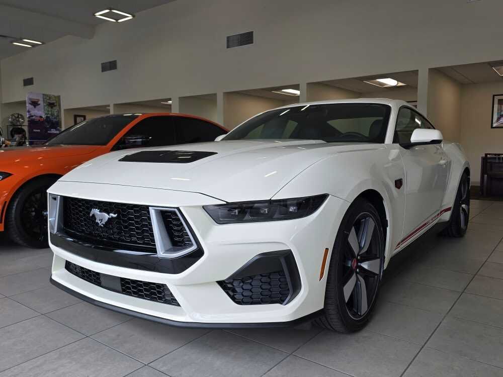 2025 Ford Mustang GT Premium Fastback RWD