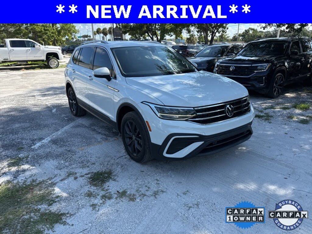 Volkswagen Tiguan ホワイト SUV Used White Volkswagen Tiguan for Sale Near Me | Edmunds