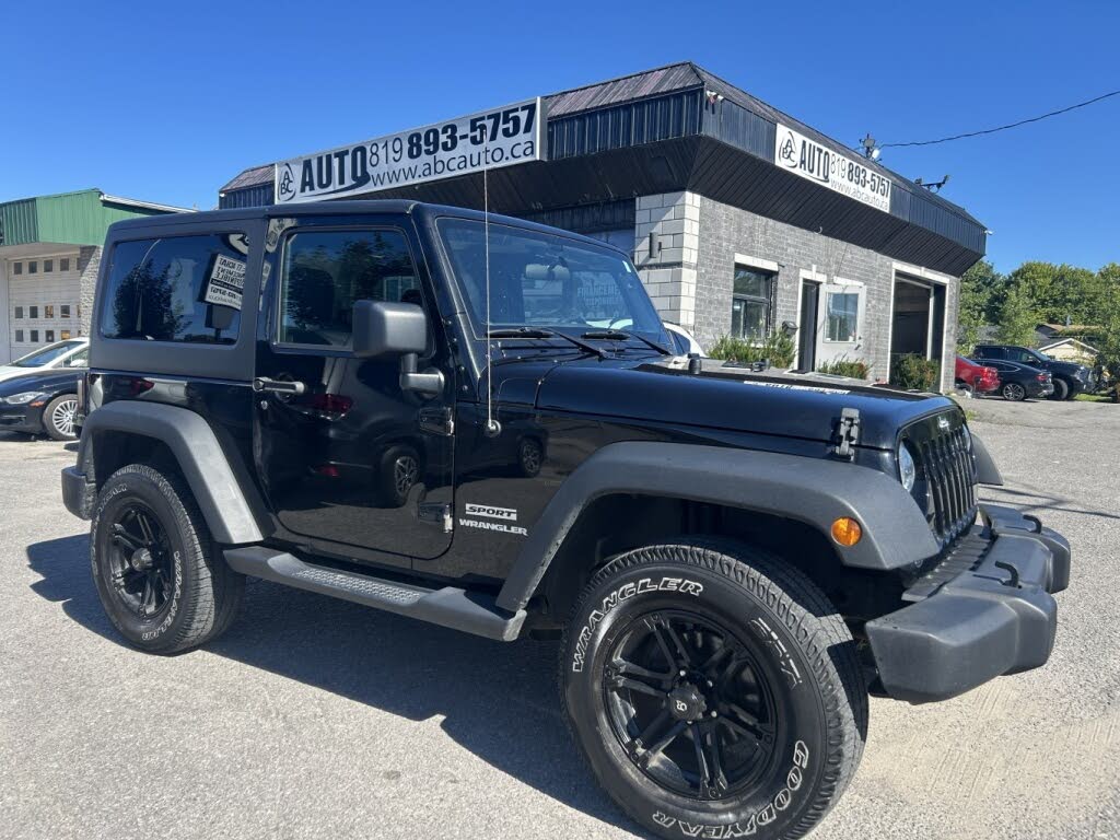 Jeep Wrangler Sport 4WD 2017