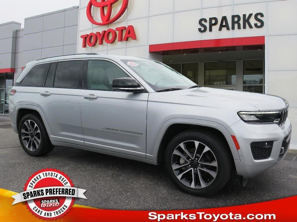 2022 Jeep Grand Cherokee Overland 4WD