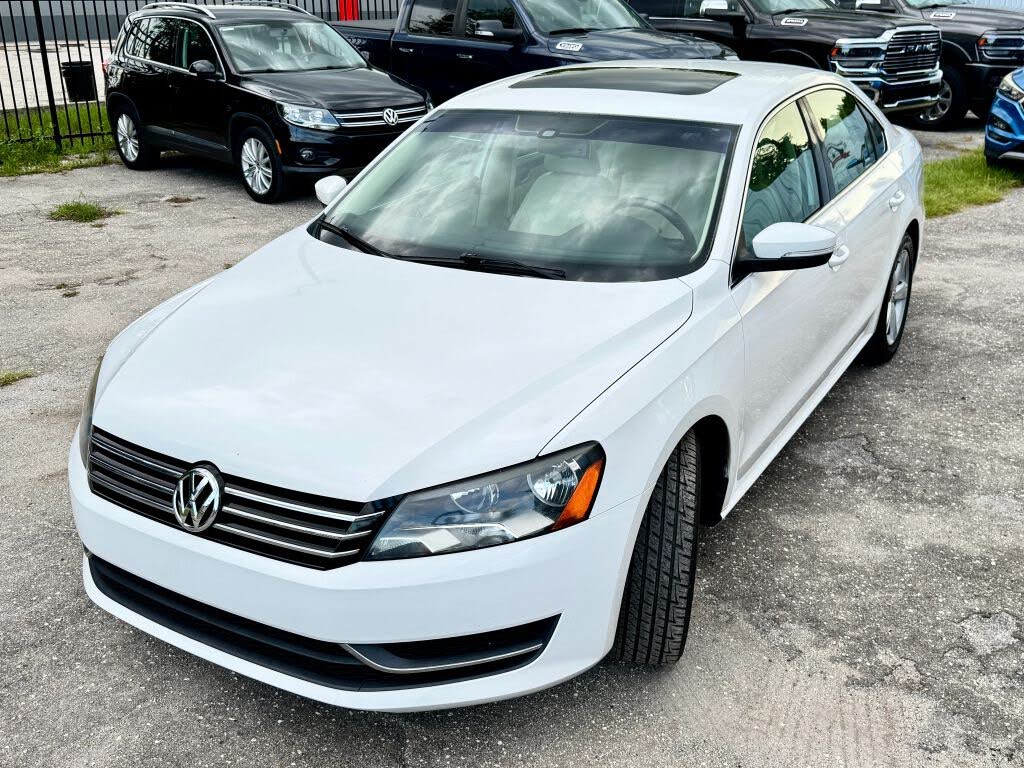 2013 Volkswagen Passat SE