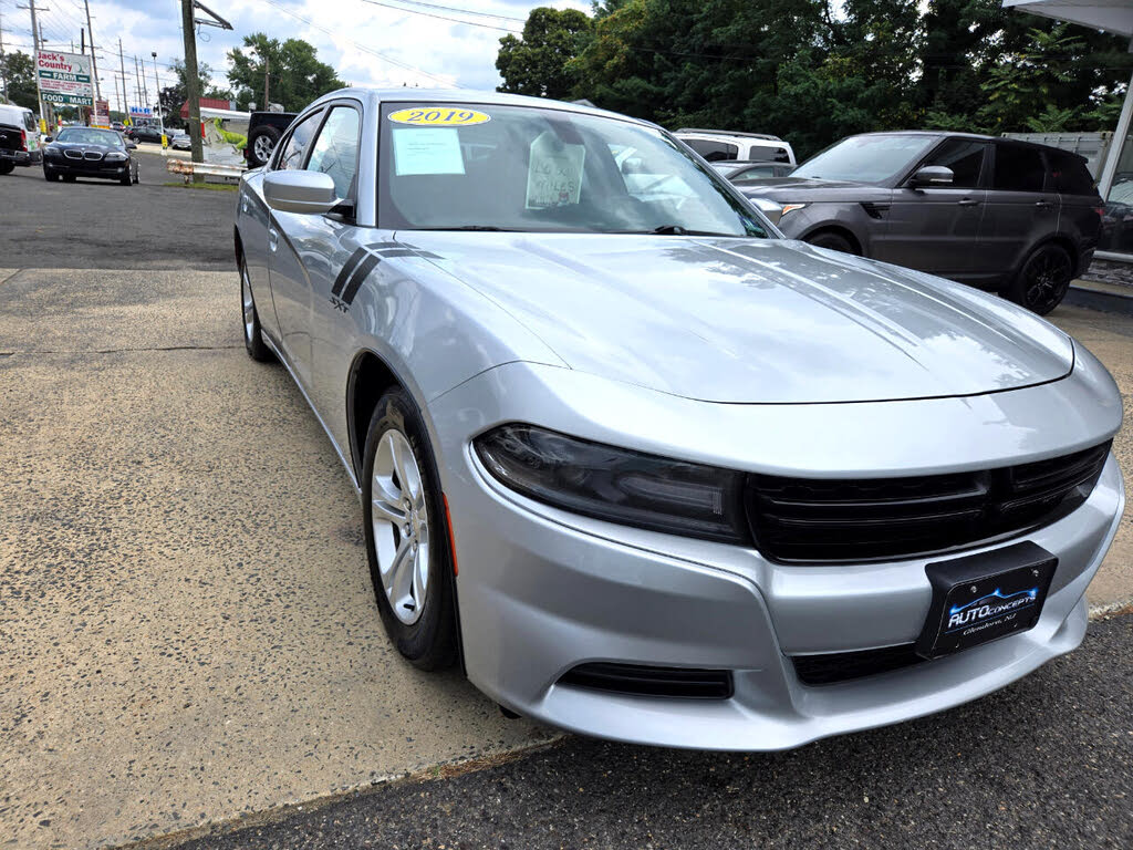 2019 Dodge Charger SXT RWD