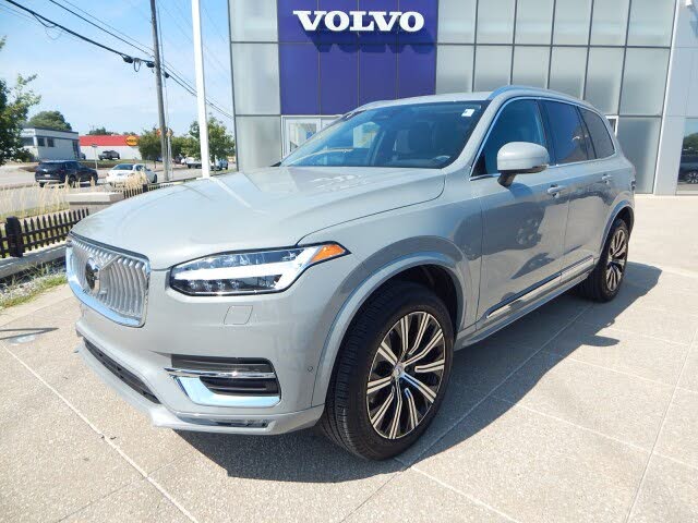 2025 Volvo XC90 B6 Plus Bright Theme 7-Passenger AWD