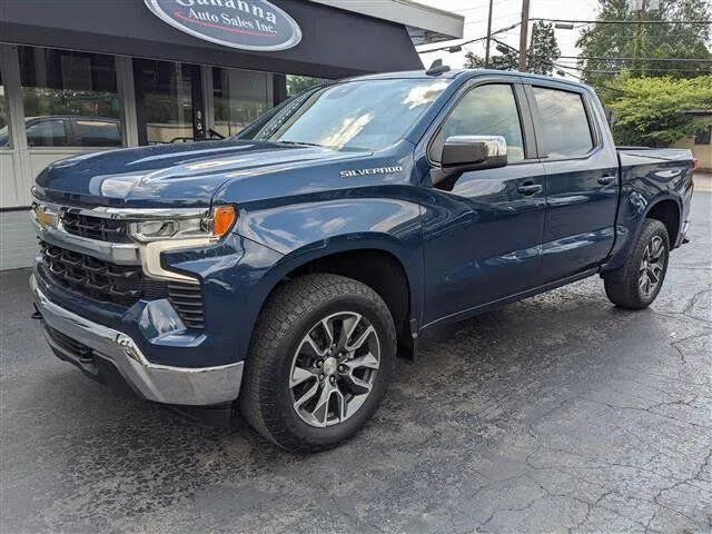 2022 Chevrolet Silverado 1500 LT Crew Cab 4WD