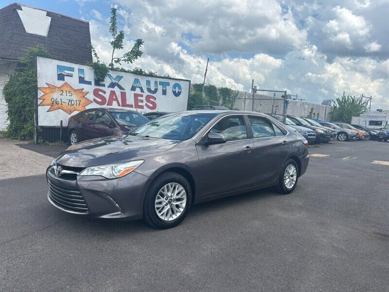 2017 Toyota Camry LE