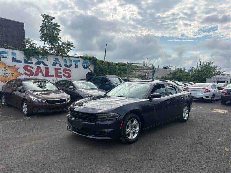 2019 Dodge Charger SXT RWD
