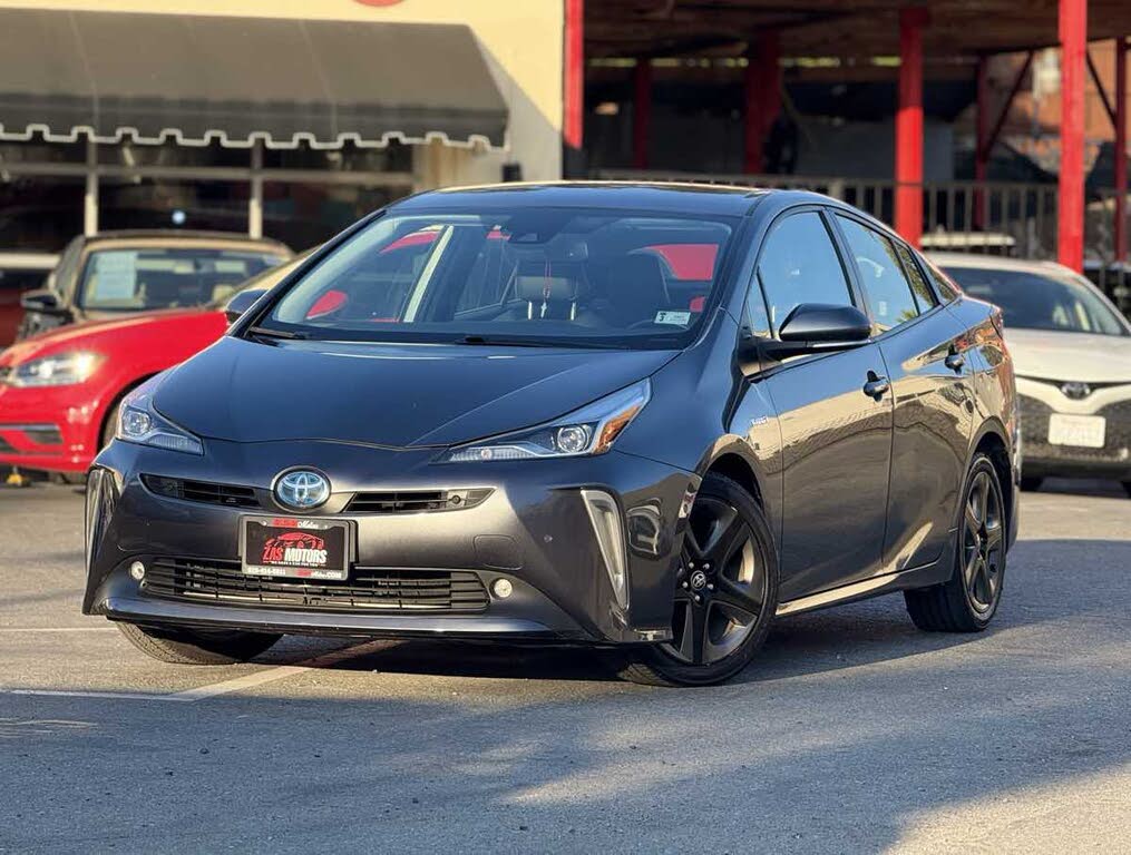 2022 Toyota Prius Limited FWD