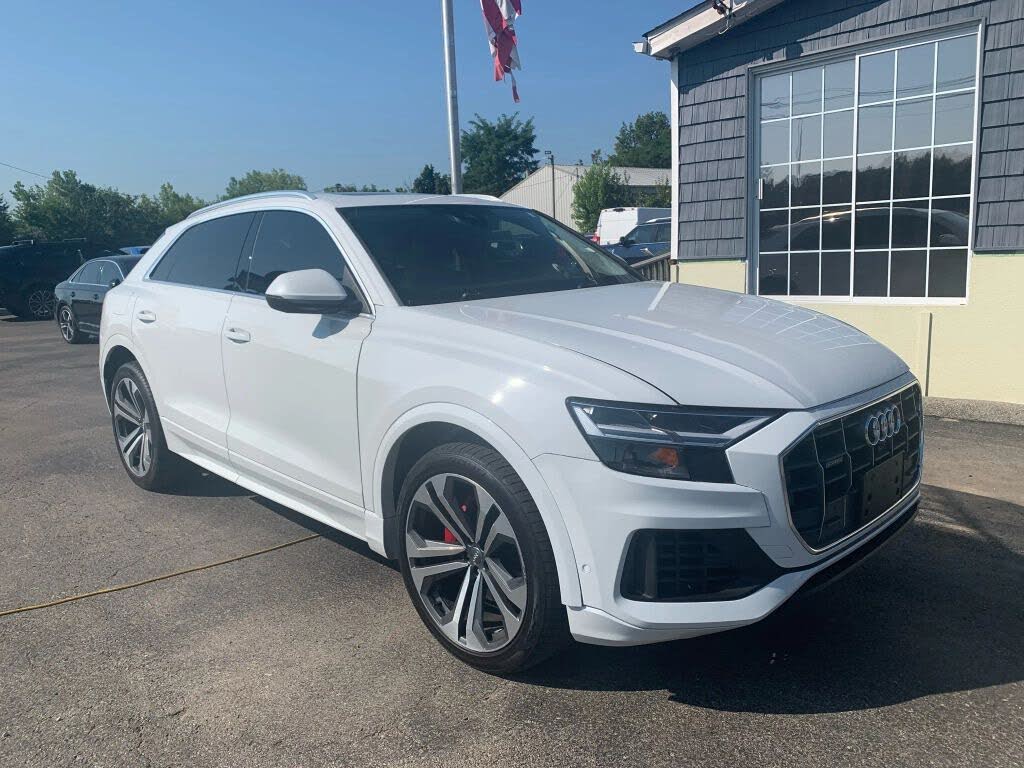 2019 Audi Q8 quattro Premium Plus 55 TFSI