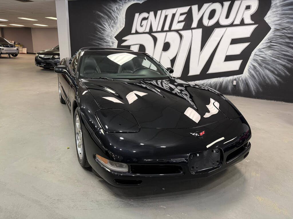 1998 Chevrolet Corvette Coupe RWD