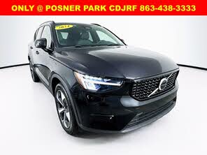 Volvo XC40 B5 Core Bright Theme AWD