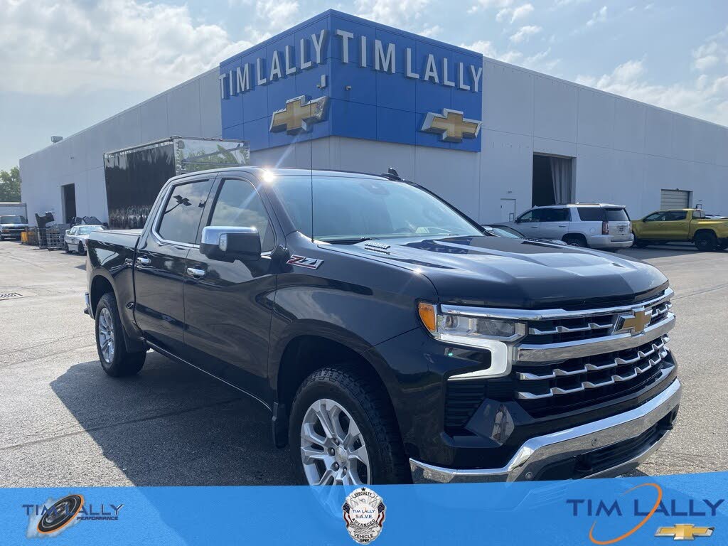 2022 Chevrolet Silverado 1500 LTZ Crew Cab 4WD