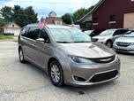 Chrysler Pacifica Touring L FWD