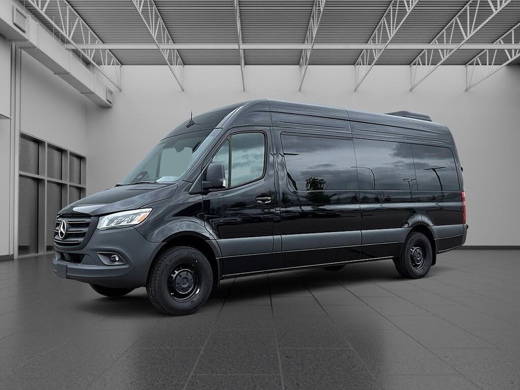 2025 Mercedes-Benz Sprinter 2500 170 High Roof Passenger Van RWD