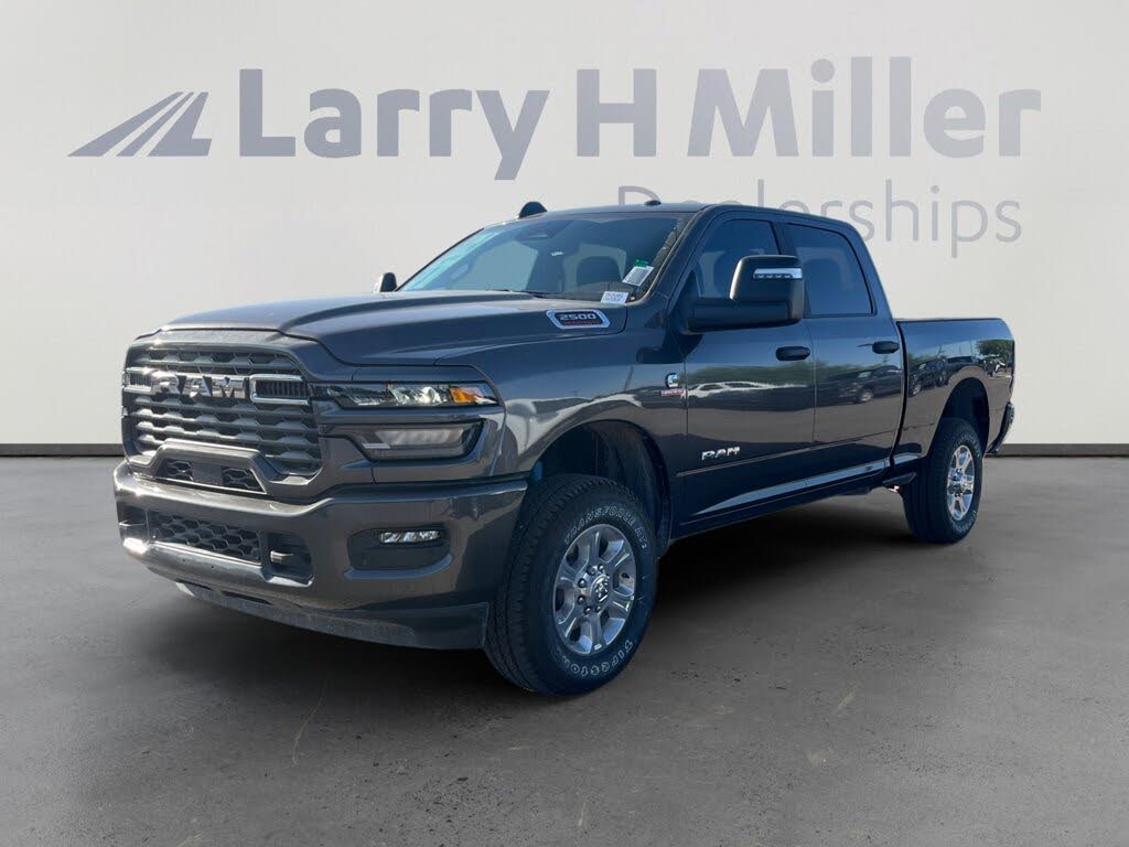 2025 RAM 2500 Big Horn Crew Cab 4WD