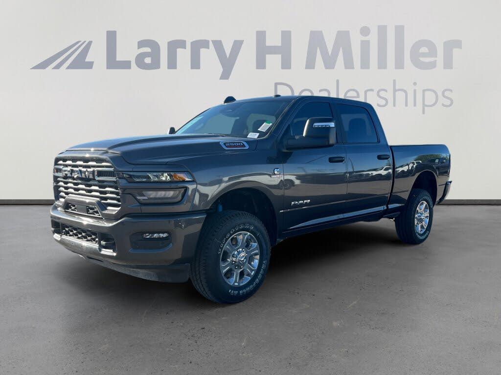 2025 RAM 2500 Big Horn Crew Cab 4WD