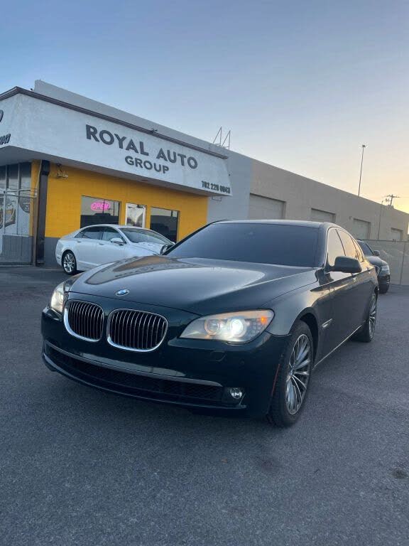 2012 BMW 7 Series 750i RWD