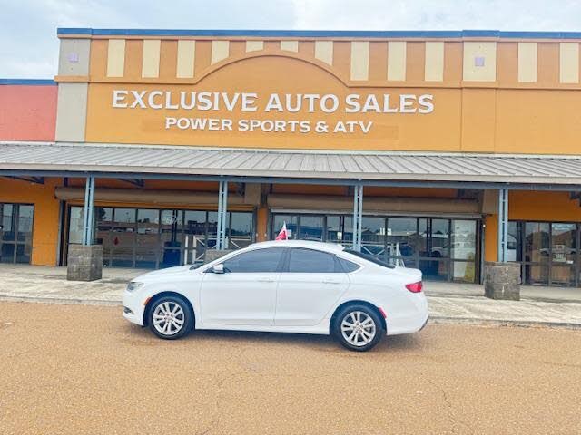 2015 Chrysler 200 Limited Sedan FWD
