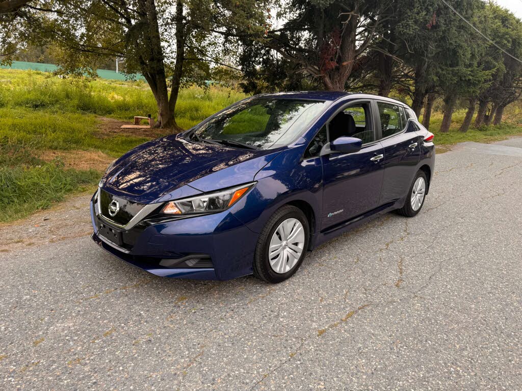 Nissan LEAF SV FWD 2019