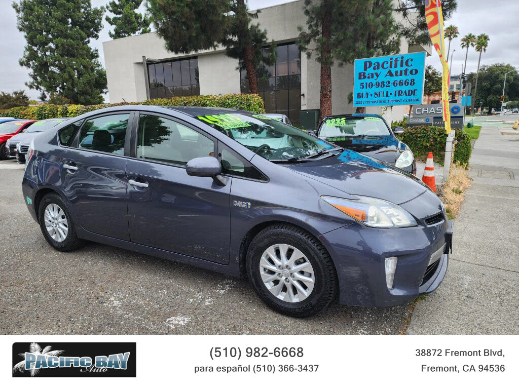 2015 Toyota Prius Plug-In Hybrid Advanced