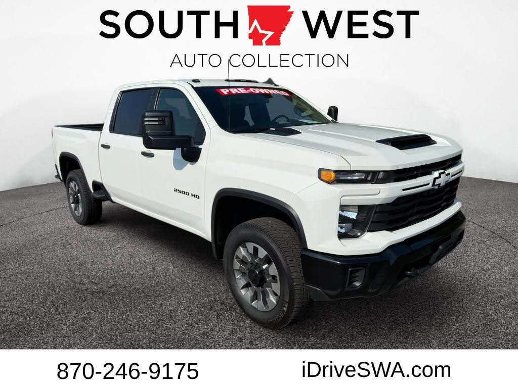 2024 Chevrolet Silverado 2500HD Custom Crew Cab 4WD