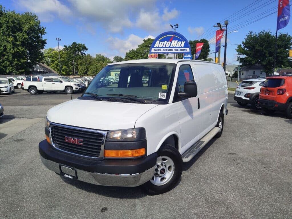 2018 GMC Savana Cargo 2500 RWD
