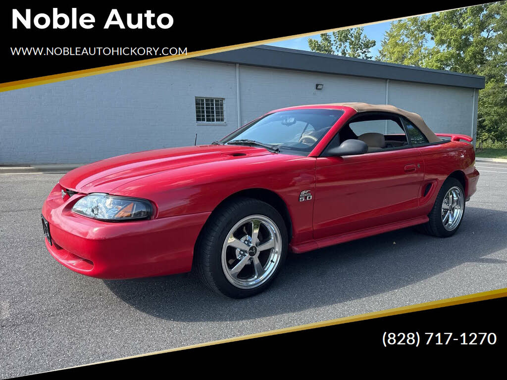 1995 Ford Mustang GT Convertible RWD